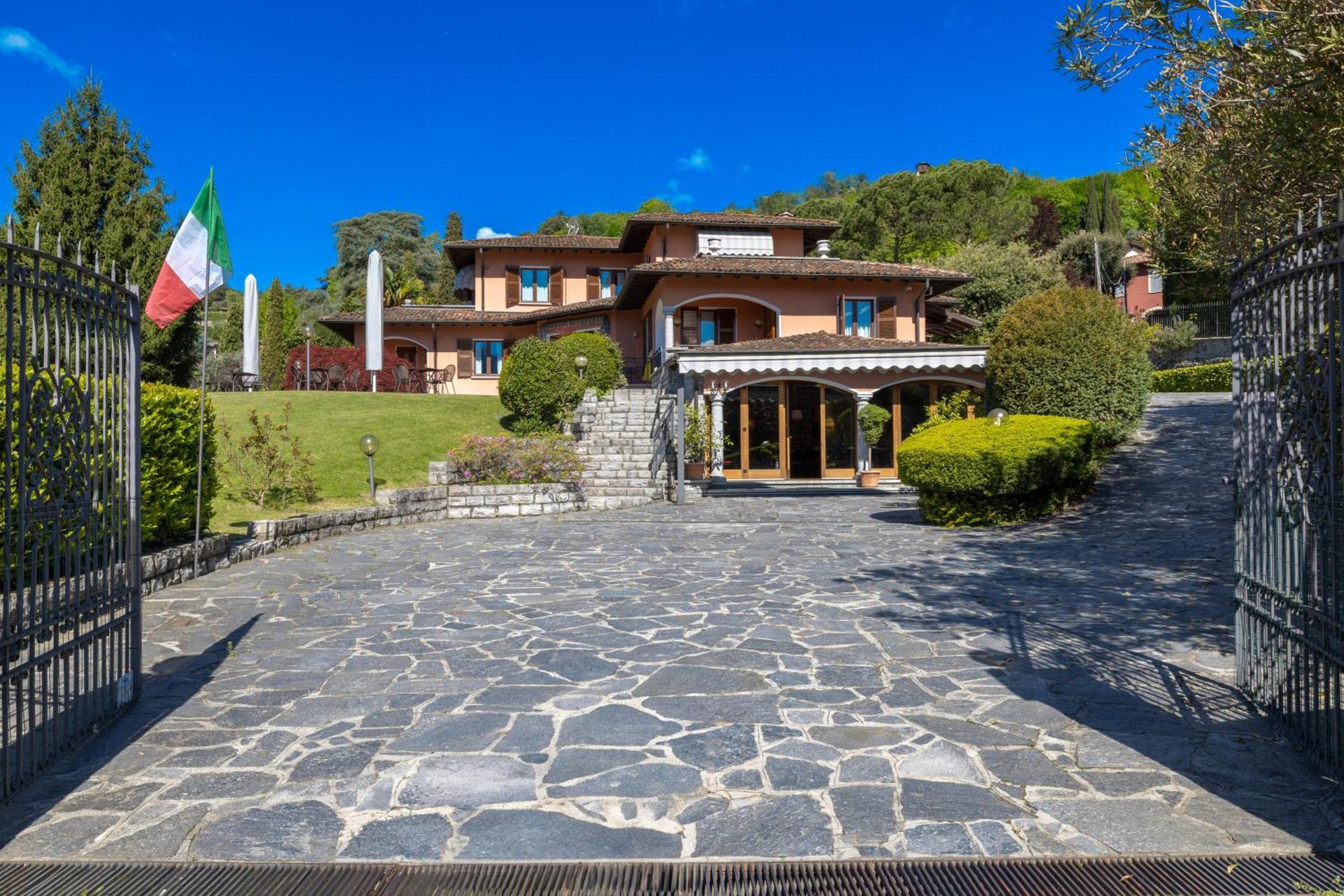 Hotel Royal Menaggio Exterior photo